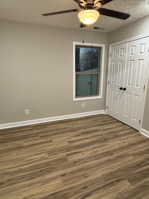 Photo - 1050 Moore St