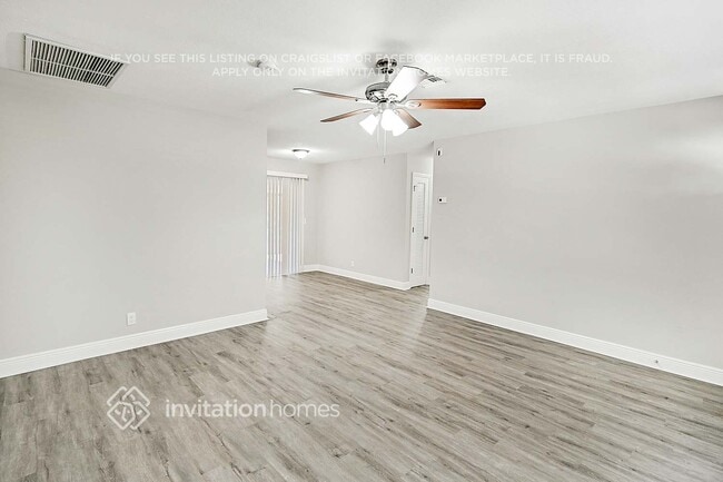 Photo - 530 S 13th Pl