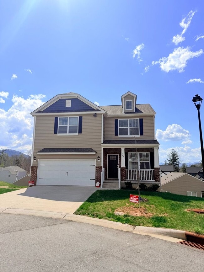 Photo - Beautiful 4 Bed, 2.5 Bath Home - Lawn Care Included!