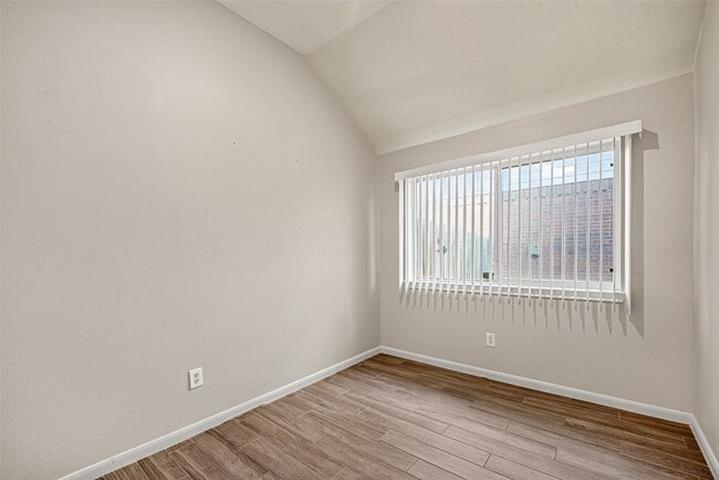 Building Photo - 9241 Clearwood Landing Blvd