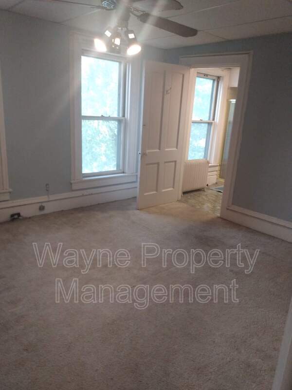 744 1st St Unit 4