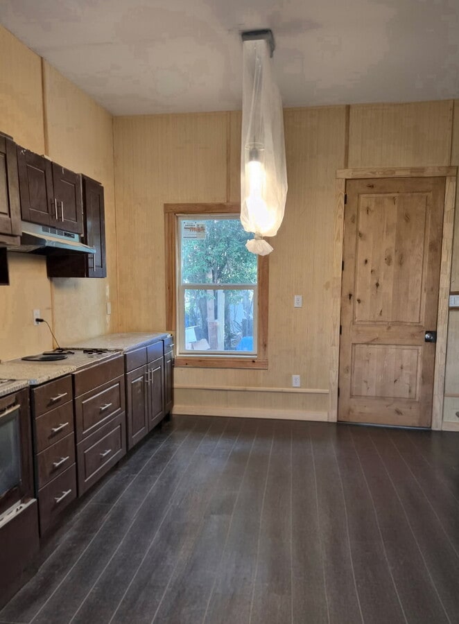 Photo - 1206 S Comal