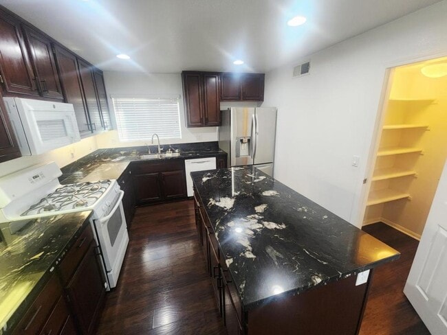 1330 Wendell Cutting Ct
