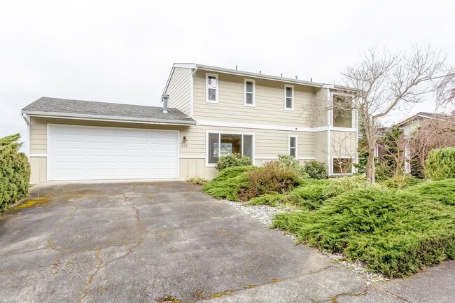 Photo - Large 4 Bedroom Edgemoor Home w/ Mother-in-law Suite