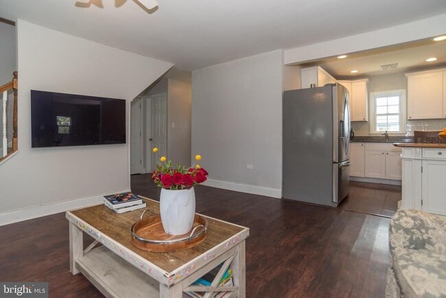 Photo - 70 Huckleberry Ln