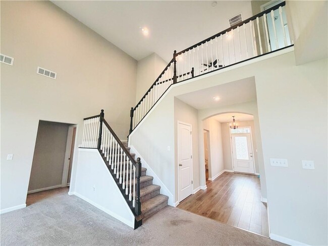 Photo - 607 Michigan Cir