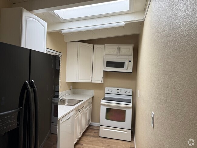 Building Photo - 5418 Lake Murray Blvd Rental