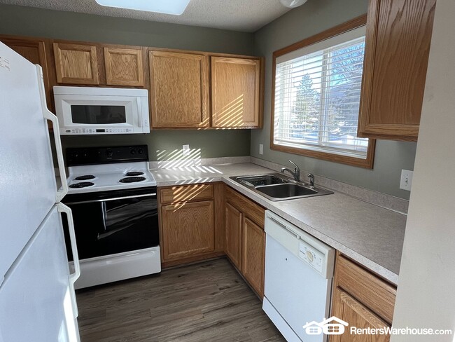 Photo - 16477 Timber Crest Dr SE