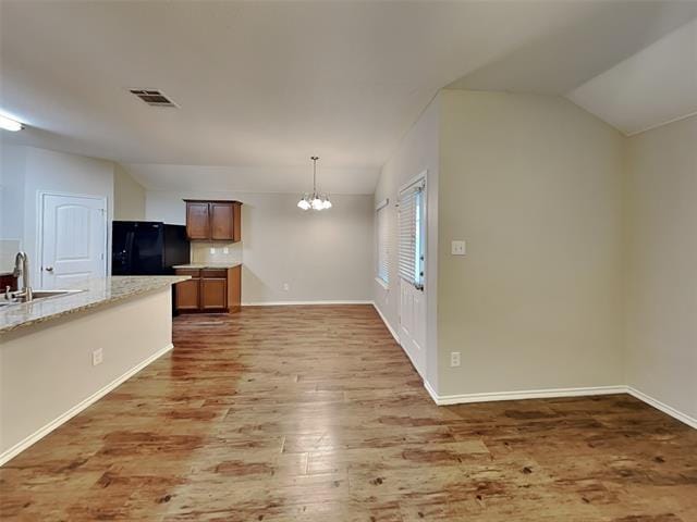 Photo - 3025 Iris Dr