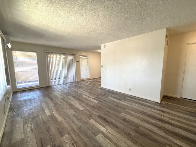 Photo - 21301 Lake Shore Dr Unit 21301 Lakeshore Dr. #8