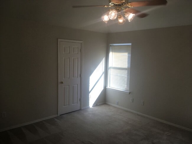 Photo - 4 Bed 2 Bath Coming Soon!