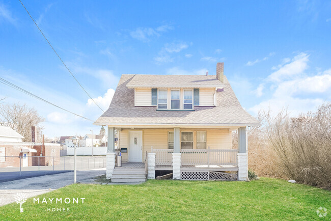 Building Photo - 3 Bedroom in Maple Heights, OH Rental