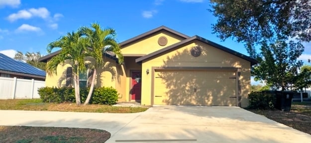 Building Photo - 1831 SE Airoso Blvd