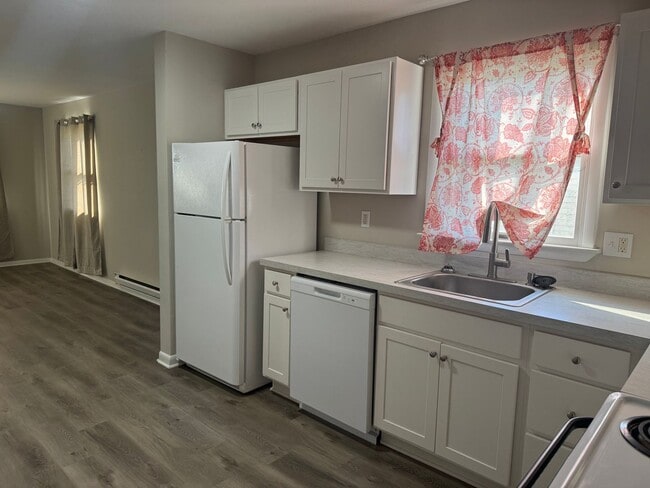 Photo - S. Mont Valla Avenue Unit 7 S. Mont Valla Avenue