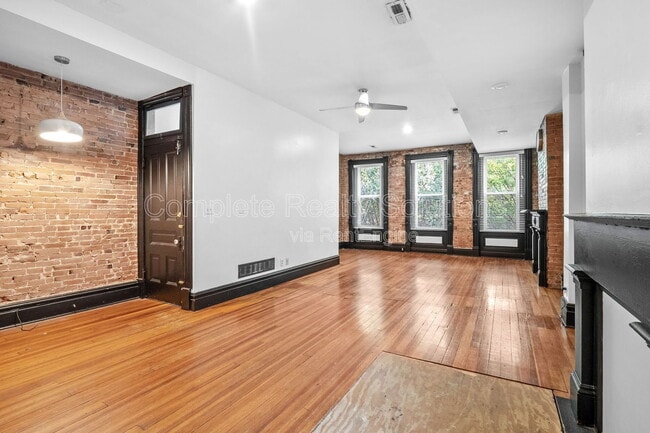 Photo - 2106 Cherokee St