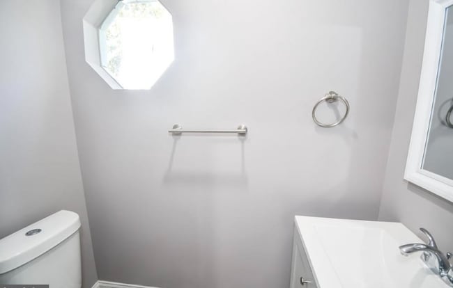 Photo - 449 S Augusta Ave Unidad 1