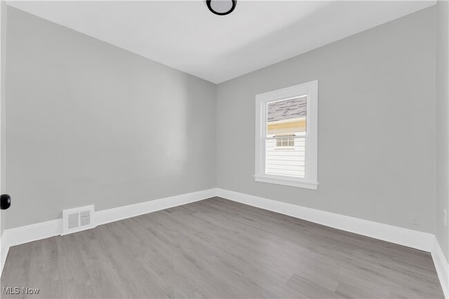Building Photo - 8341 Garfield Blvd Unit 2/UP Rental