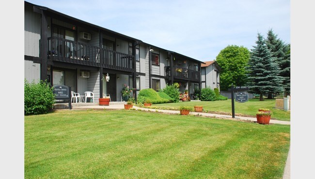 Photo - Dearborn Apartments