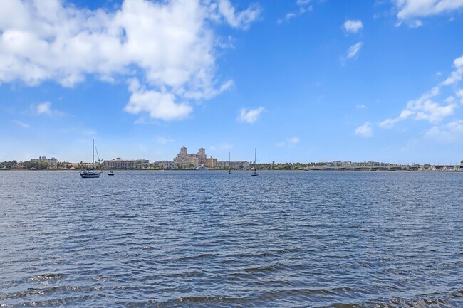 Photo - 1617 N Flagler Dr Unit 11 B