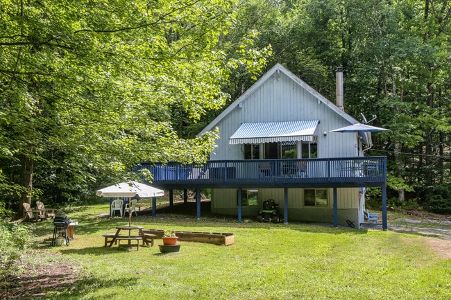 Photo - 160 Stebbins Rd