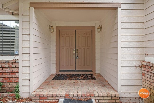 Photo - 100 Lippizan Dr House