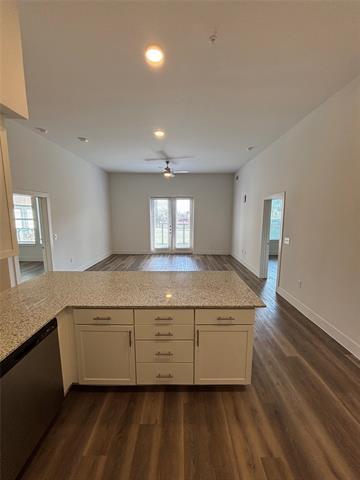 Photo - 300 N McDonald St Unit 1450