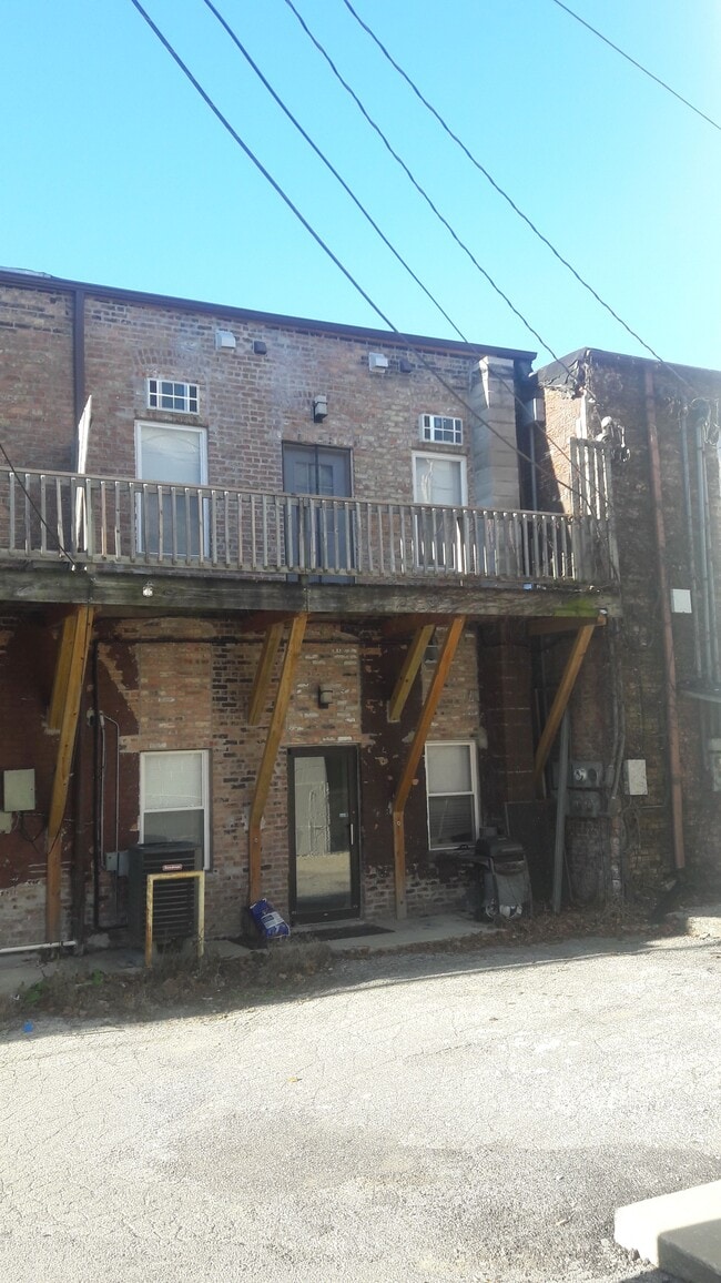 Private balcony - 132 N 3rd St Unit #2