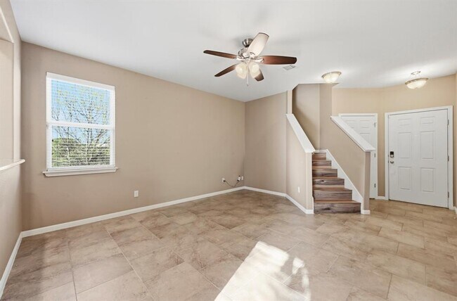 Photo - 5517 Bradford Pear Ln