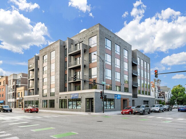 Building Photo - 3202 N Racine Ave Unit 205