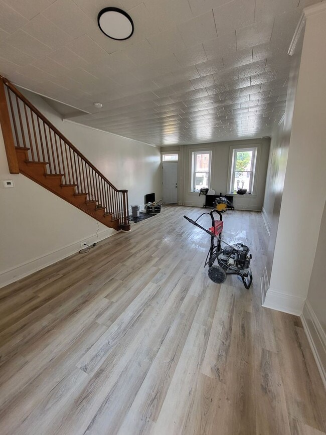 Photo - 26 N 3rd St