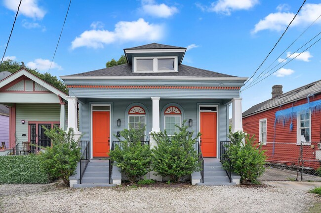Building Photo - 1834-36 Painters St Unit 1834