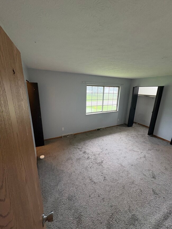 Photo - 3864 Cottage Grove Rd