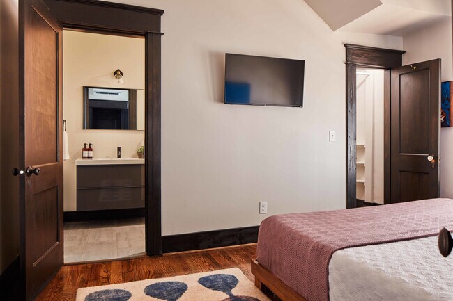 Photo - 1623 11th Pl S Unidad ID1019276P