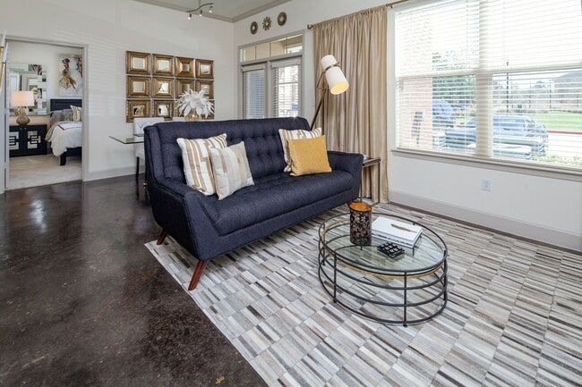 West M Apartments