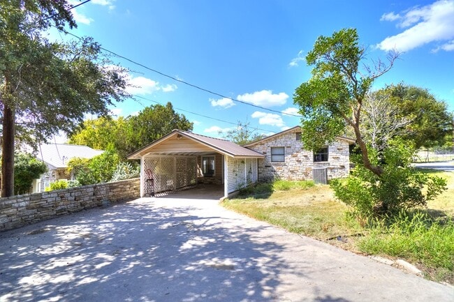 Photo - 155 Nimitz Rd