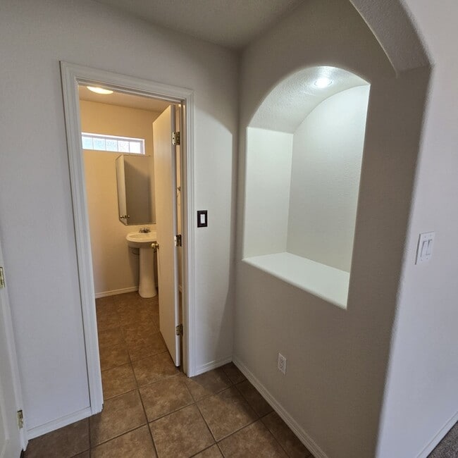 Photo - NW Albuquerque Town Home