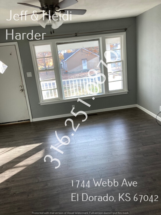 Photo - 1744 Webb Ave