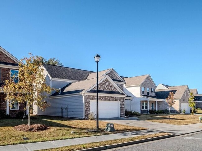 Photo - 1586 Maston Rd