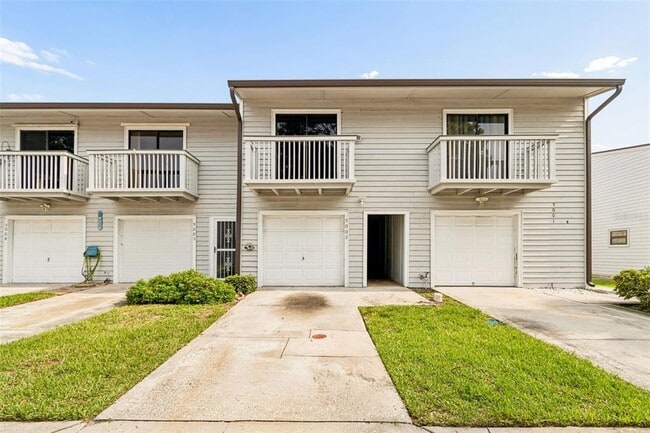 Building Photo - 6437 93rd Terrace N Unit 5002
