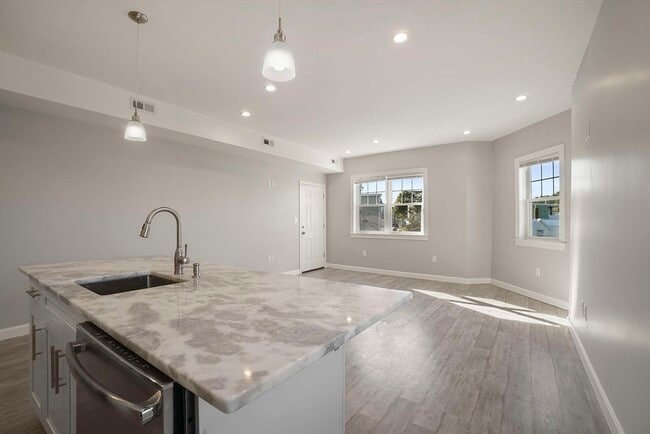 Photo - 57 Batchelder St Unit 3