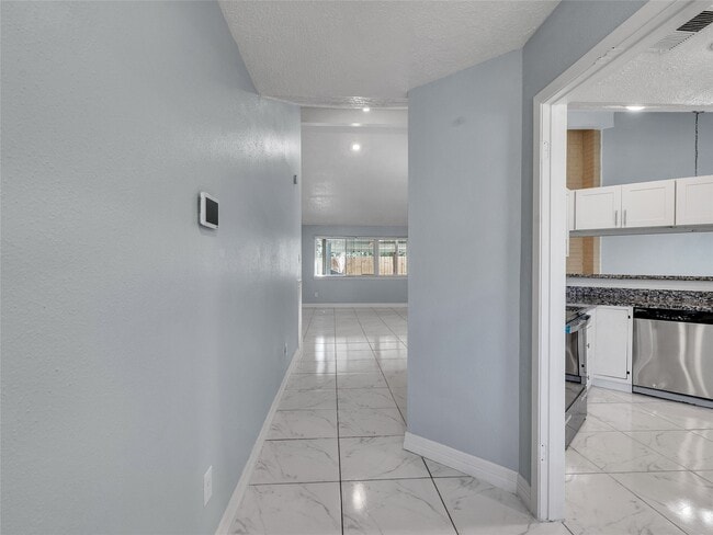 Photo - 6410 Barrygate Dr