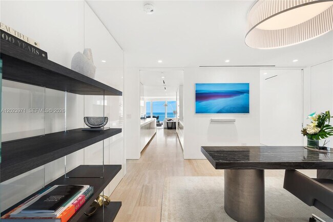 Photo - 9001 Collins Ave Unidad S-509