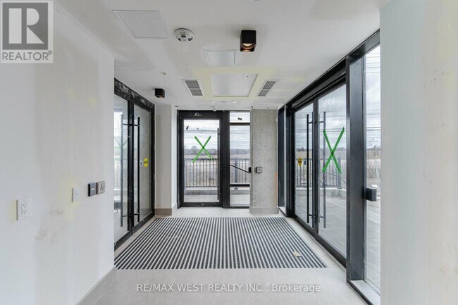 Photo - 335 Wheat Boom Dr. Unité 311