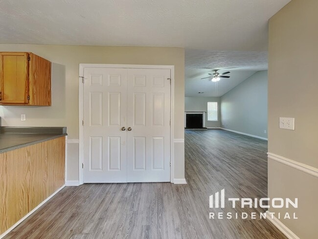 Photo - 2340 Amber Hills Way