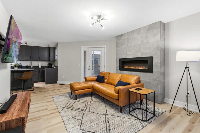 Building Photo - 540 N 2nd St Unit ID1248178P Rental