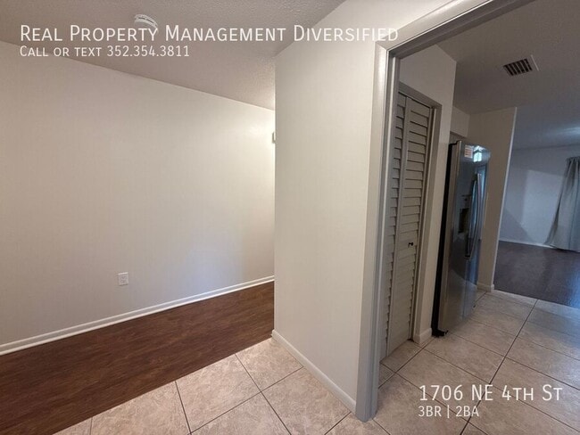 Photo - 1706 NE 4th St