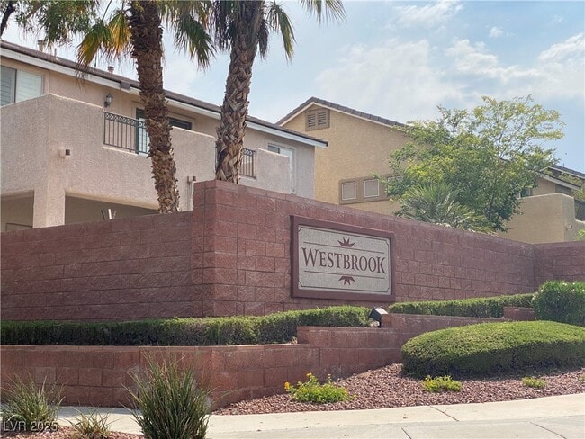 Building Photo - 1317 Woodmore Dr Rental