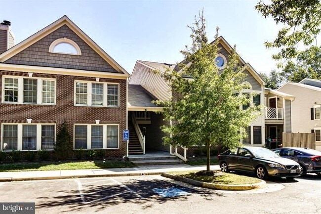 Photo - 12010 Ridge Knoll Dr Apartamento Unidad 604-B