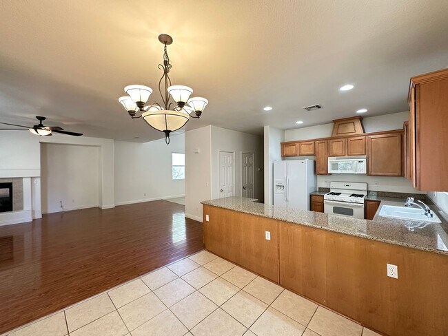 Photo - VININGS PHASE 1