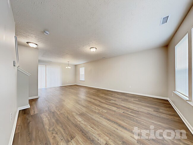 Photo - 6427 Calabash Pl